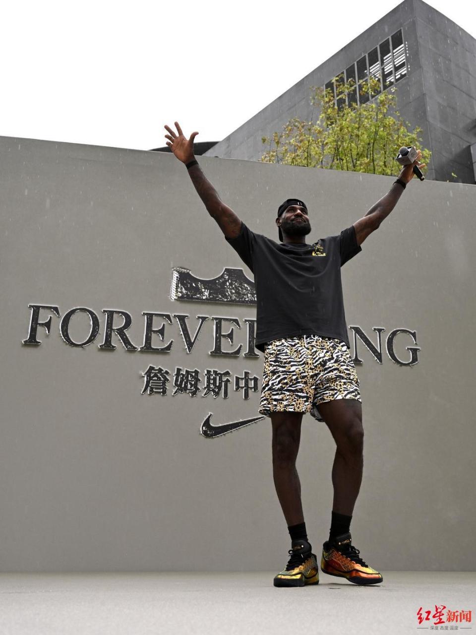 布的家庭聚, 都没变样 布的家庭聚, 都没变样