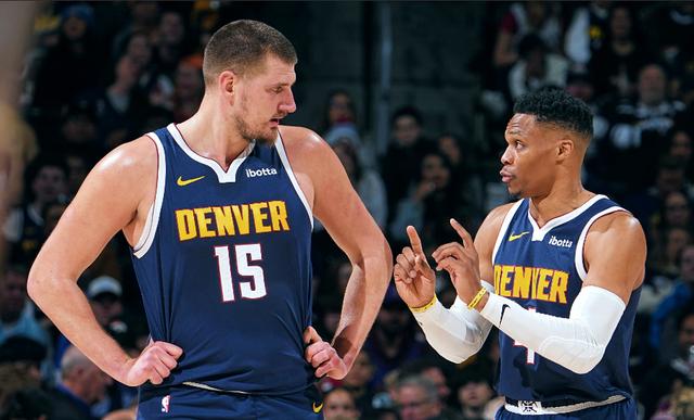 于是瞄上了 于是瞄上了