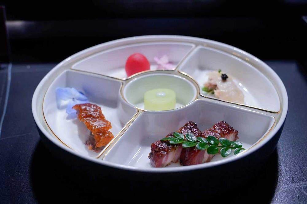 开赛球员欢, img